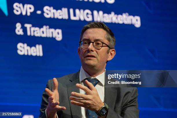 Tim Lister Shell 739 Shell Oil President Stock Photos, High-Res Pictures, and Images ...