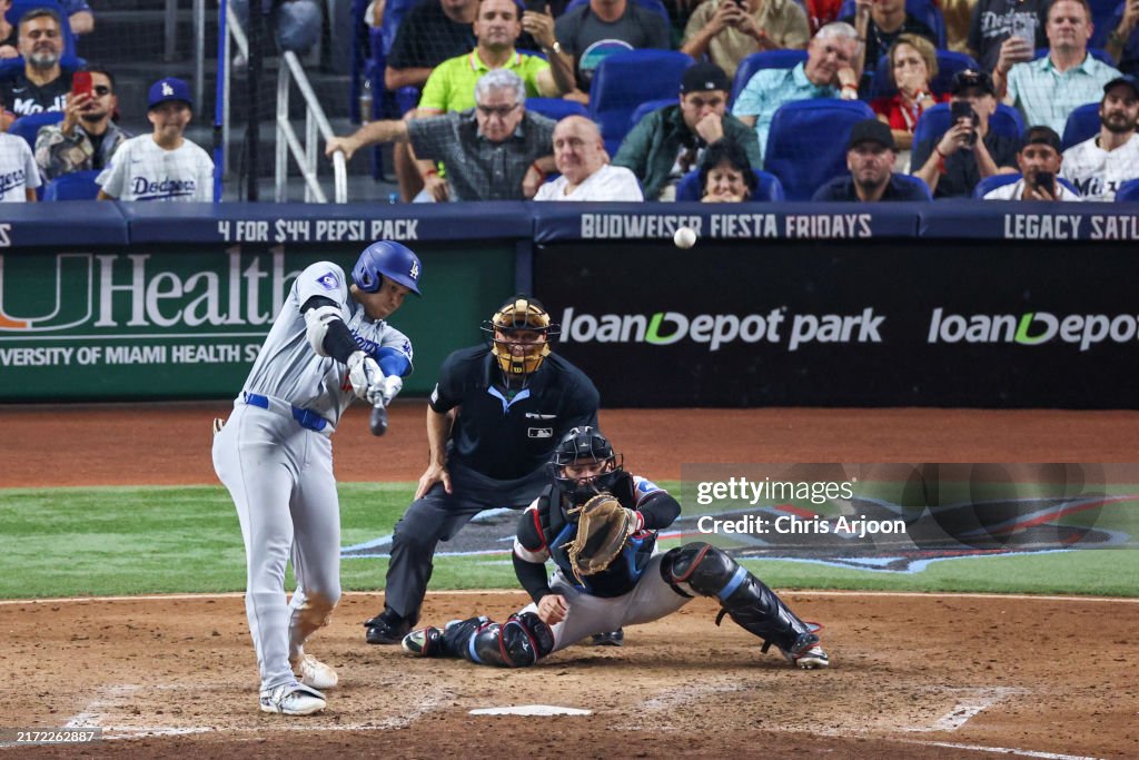 Los Angeles Dodgers v Miami Marlins