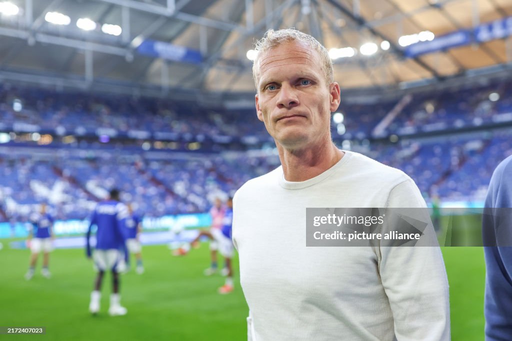 Schalke 04 once again fires their coach after a failed start to the season