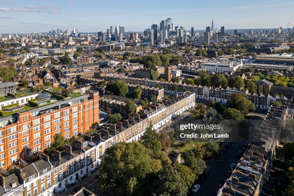 Islington Establishing Shot