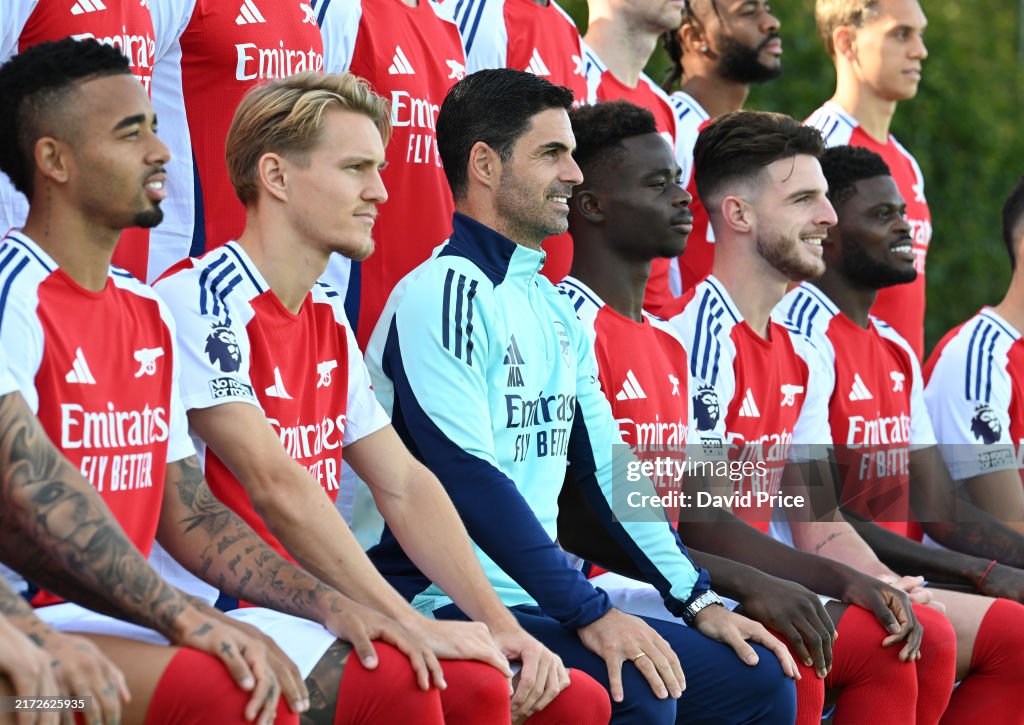 Arsenal 2024/25 Squad Photograph