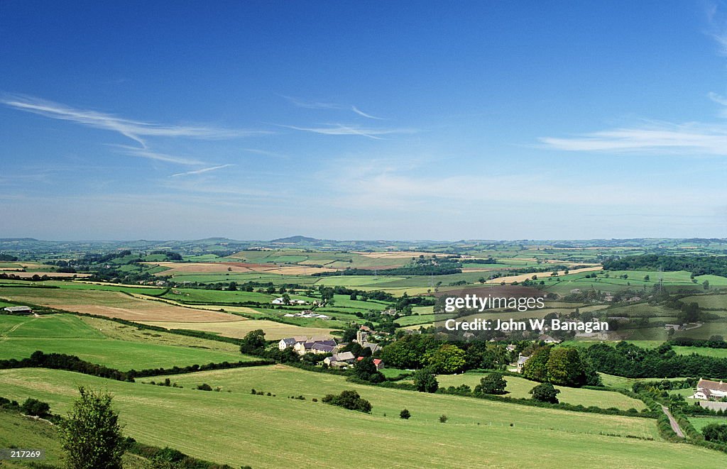 COUNTRYSIDE & VILLAGE IN DORSET, ENGLAND