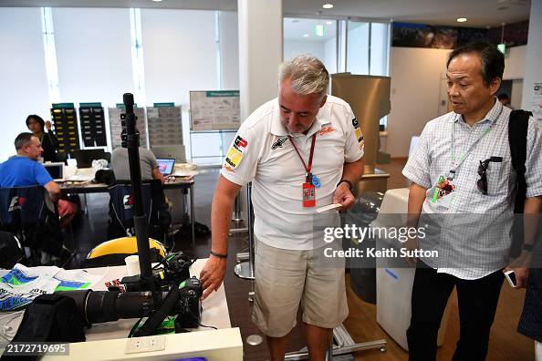 Mark Stutton Mark Sutton Sutton Images F1 Photographer with Tetsuro Goto Imaging ...