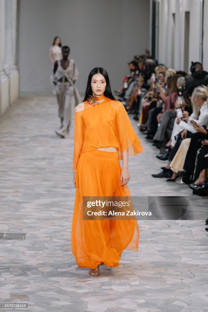 Alberta Ferretti - Runway - Milan Fashion Week - Womenswear Spring/Summer 2025