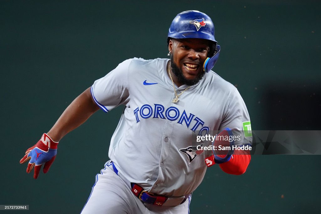 Toronto Blue Jays v Texas Rangers