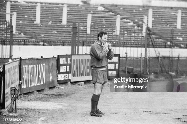 Chelsea F.C. Training at Stamford Bridge for their FA Cup Quarter Final Replay away to Arsenal at Highbury: Chelsea manager Dave Sexton taking the...