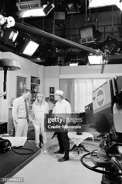 Neighbours Studio Neighbours, filming on set studio scenes, television soap opera set ...
