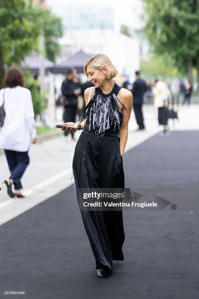 Street Style - Day 2 - Milan Fashion Week - Womenswear Spring/Summer 2025