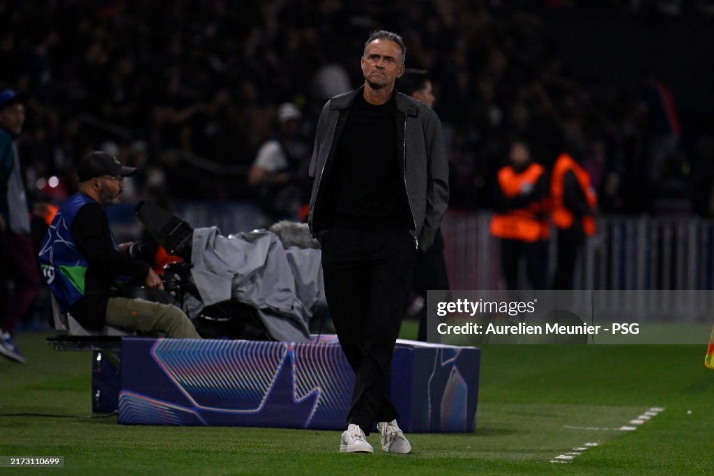 Luis Enrique gives the French press a lesson: 'One day he's God, the next he's the devil'