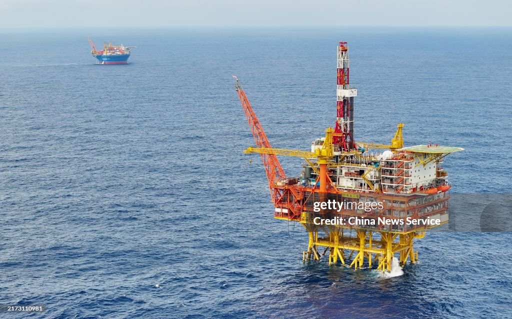 Haikui No. 1 And Haiji-2 Installed At Liuhua 11-1 Offshore Field