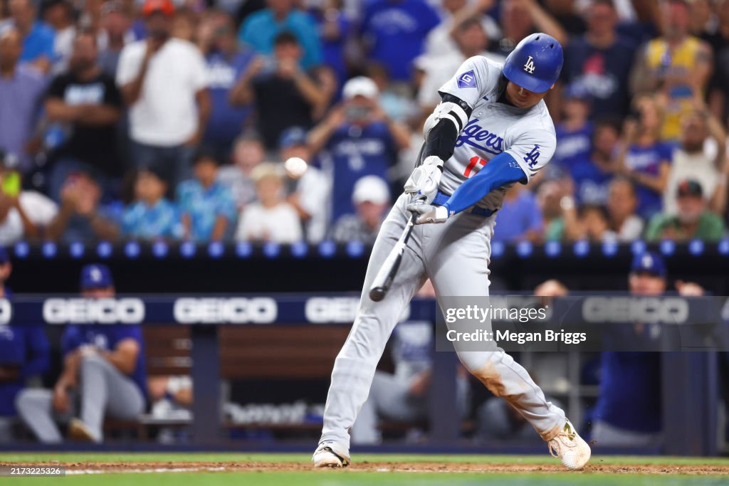 Los Angeles Dodgers v Miami Marlins