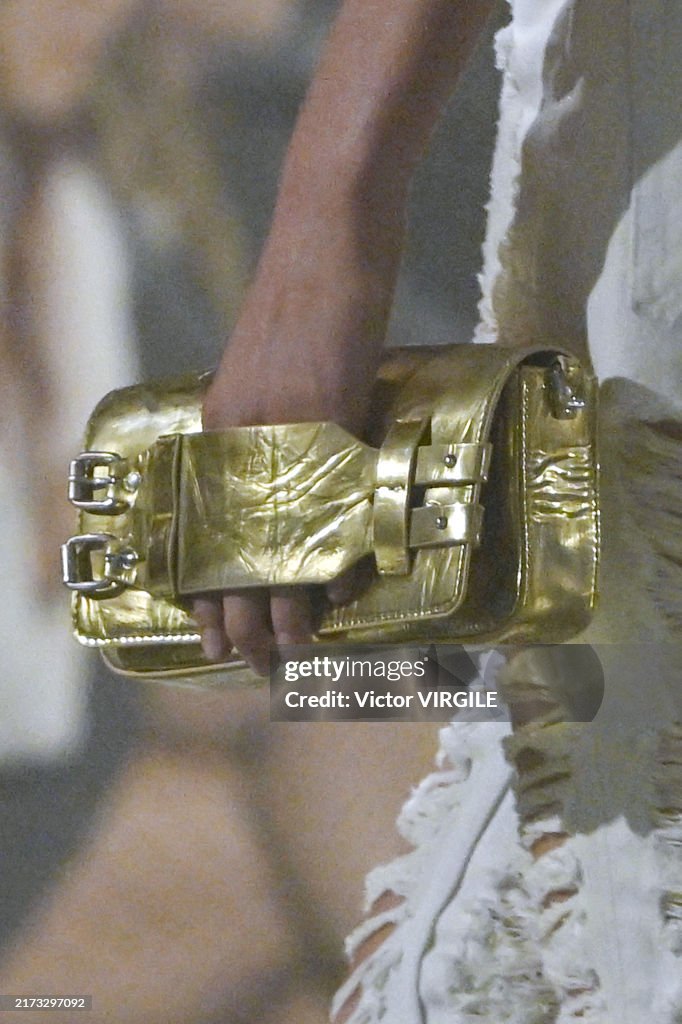 MM6 Maison Margiela - Runway - Spring/Summer 2025 Milan Fashion Week