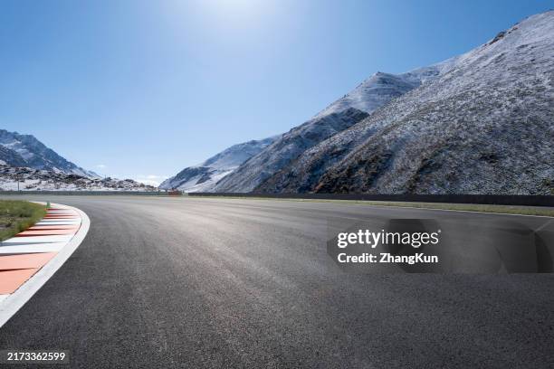 Car Raceway Surface 4,816 Road Race Car Stock Photos, High-Res Pictures, and Images - Getty ...