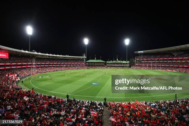 General view of play during the AFL Preliminary Final match between Sydney Swans and Port Adelaide Power at Sydney Cricket Ground, on September 20 in...