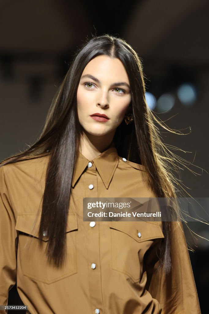 Versace - Runway - Milan Fashion Week - Womenswear Spring/Summer 2025