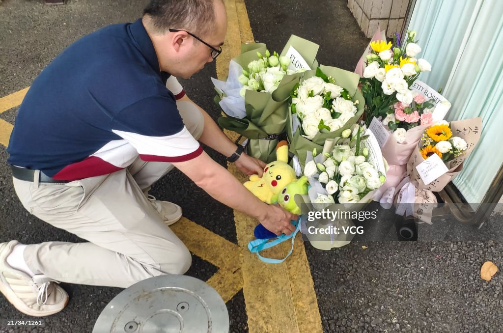 Chinese Residents Mourn Death Of A Japanese Boy Stabbed In Shenzhen
