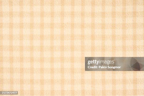 tablecloth light yellow and white pattern texture as background. - nappe photos et images de collection