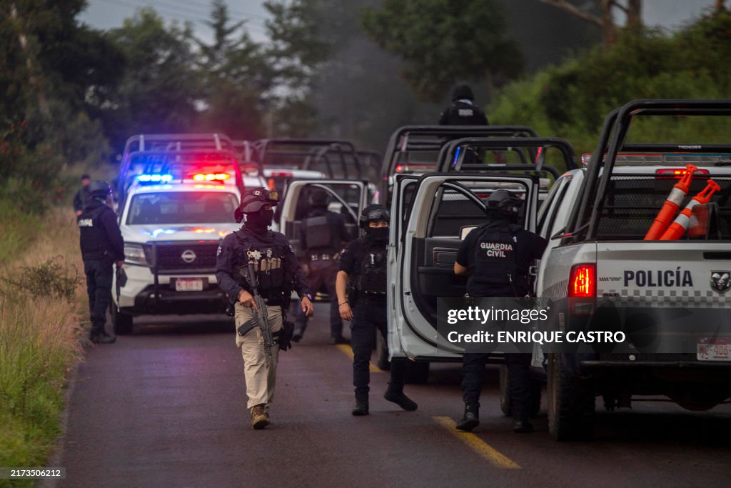 MEXICO-CRIME-VIOLENCE-ROADBLOCKS