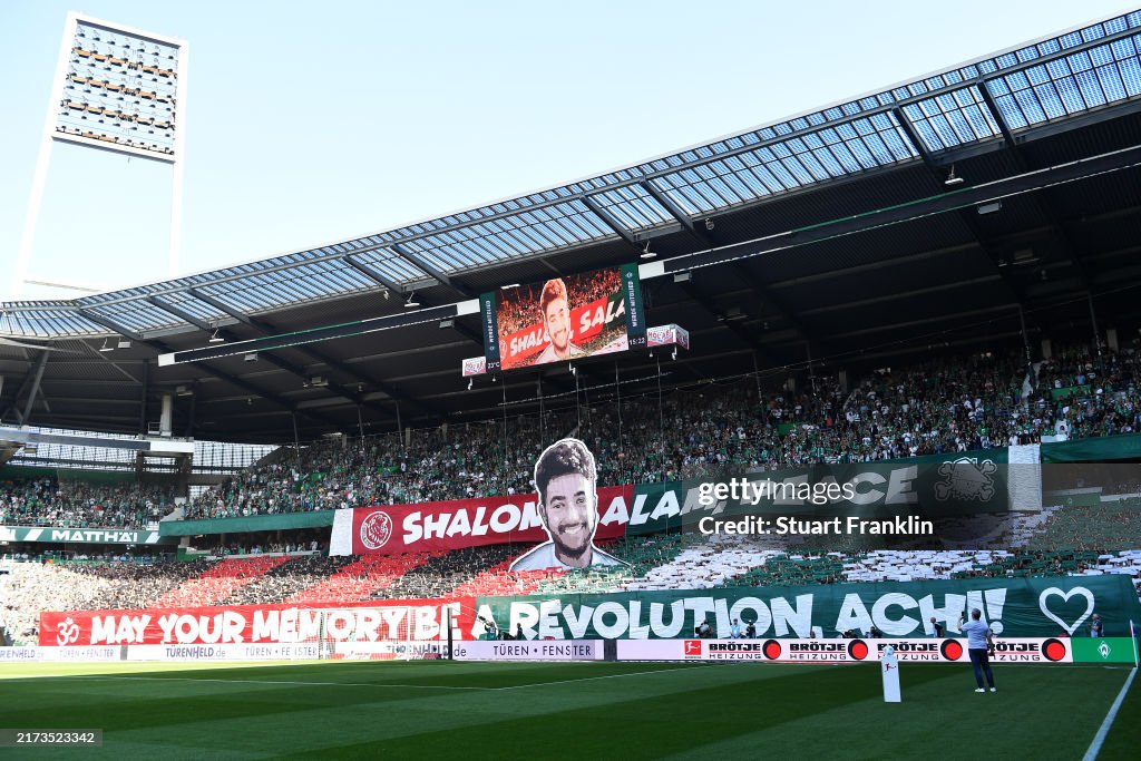 SV Werder Bremen v FC Bayern München - Bundesliga