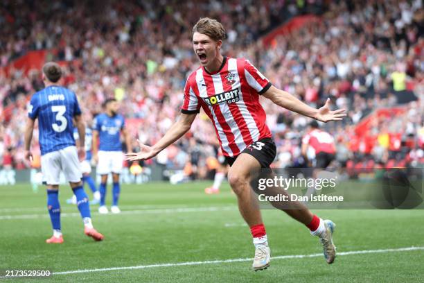 Tyler Dibling of Southampton celebrates scoring his team's first goal during the Premier League match between Southampton FC and Ipswich Town FC at...
