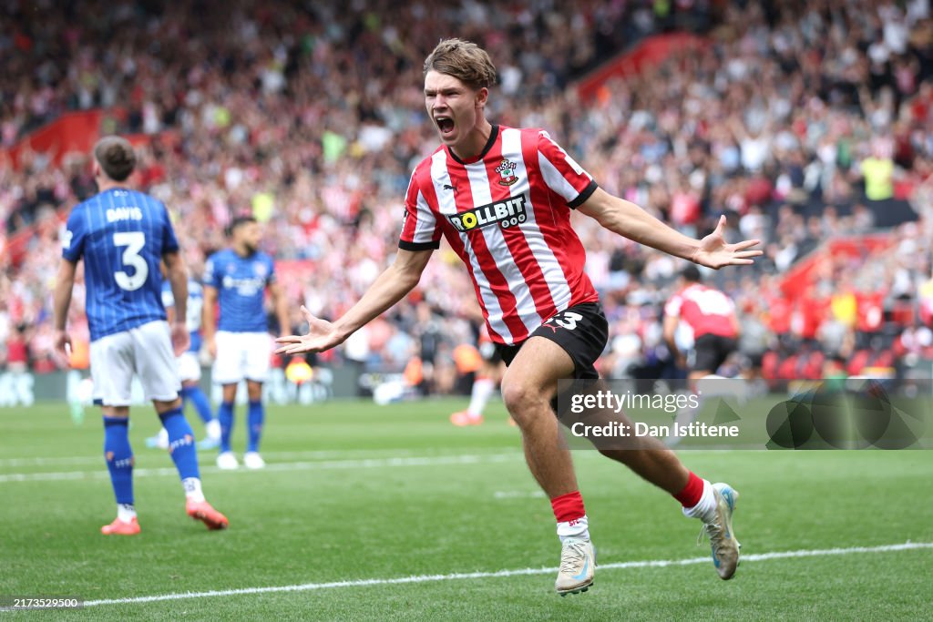 Southampton FC v Ipswich Town FC - Premier League