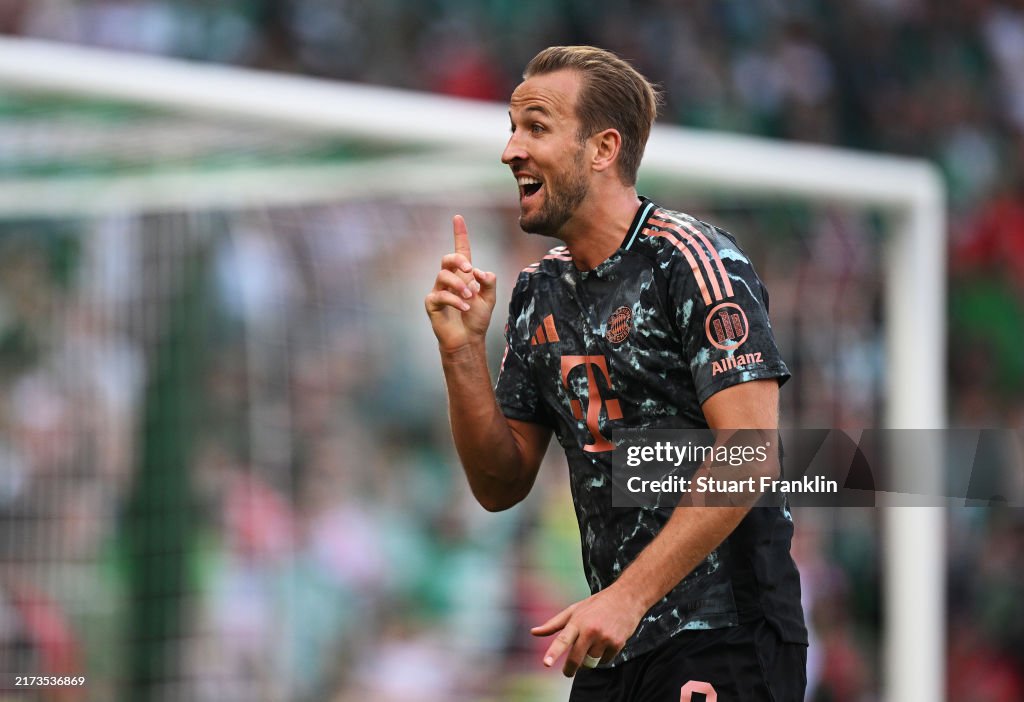 SV Werder Bremen v FC Bayern München - Bundesliga