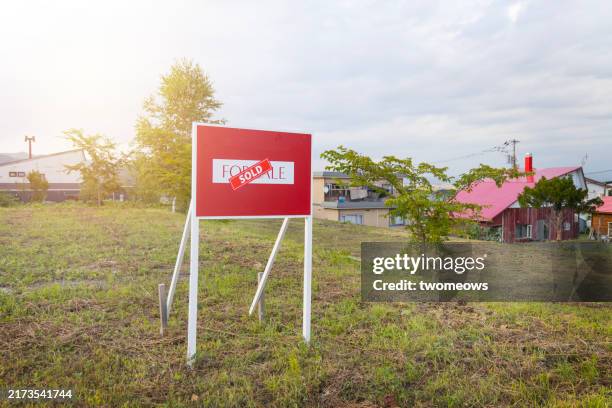 Plot Sold Sign 4,303 Land Sale Sign Stock Photos, High-Res Pictures, and Images ...