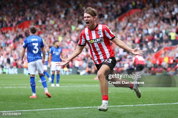 Tyler Dibling of Southampton celebrates scoring his team's first goal during the Premier League match between Southampton FC and Ipswich Town FC at...