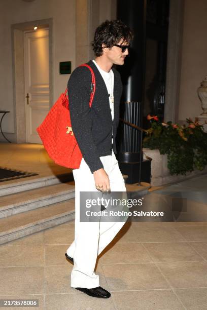Jacob Elordi is seen during Milan Fashion Week - Womenswear Spring/Summer 2025 on September 21, 2024 in Milan, Italy.
