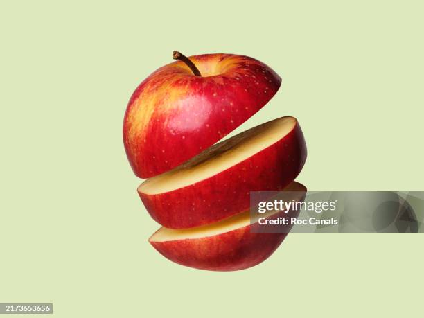 apple cut into three pieces - apple bildbanksfoton och bilder