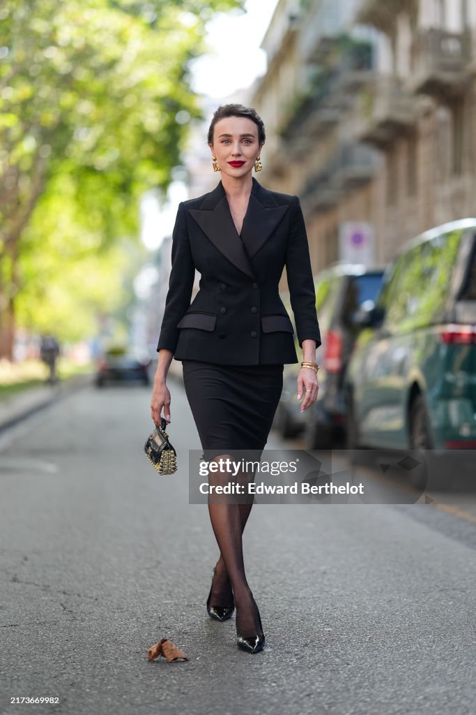 Street Style - Day 5 - Milan Fashion Week - Womenswear Spring/Summer 2025