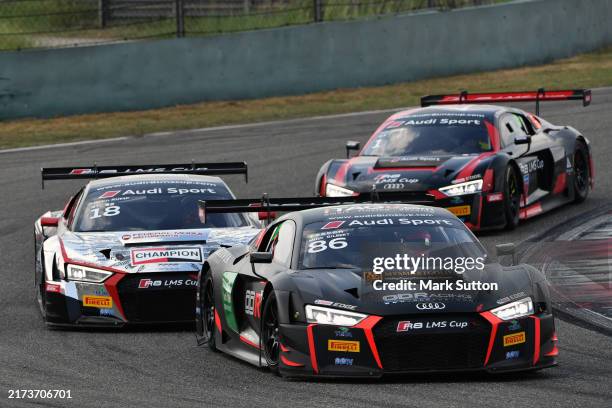 Martin R8 1,423 Mitch Martin Photos & High Res Pictures - Getty Images