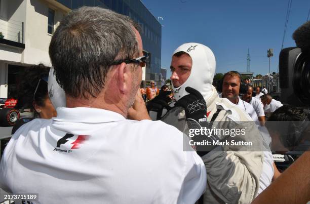 Alex Mea 80 Paul Mea Stock Photos, High-Res Pictures, and Images - Getty Images