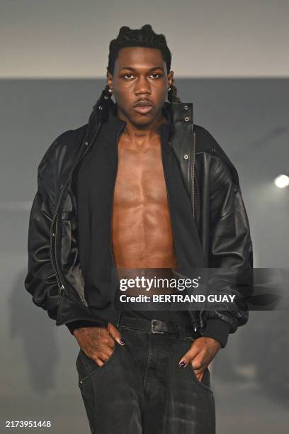 Paris June Rapper 14,635 Rapper Paris Stock Photos, High-Res Pictures, and Images - Getty ...
