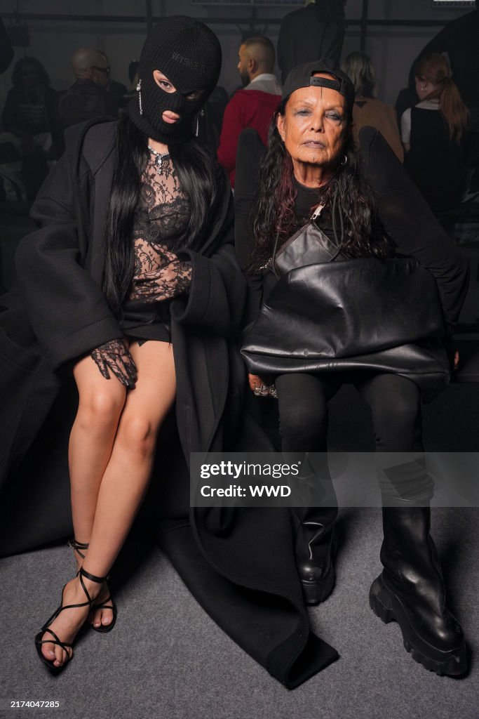 Vetements - Paris Fashion Week RTW Spring 2025 - Front Row