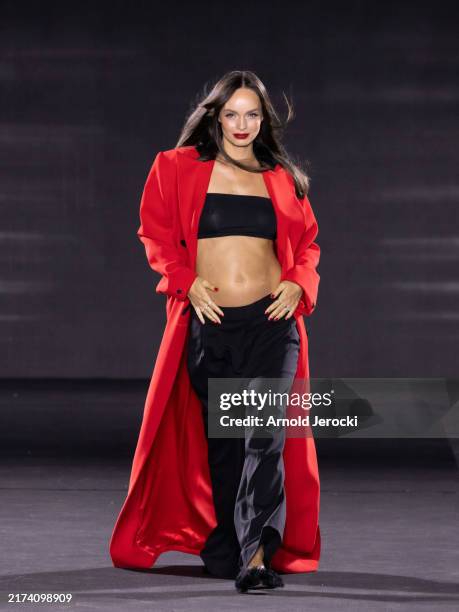 Luma Grothe walks the runway during "Le Défilé L'Oréal Paris – Walk Your Worth" Womenswear Spring-Summer 2025 show as part of Paris Fashion Week on...