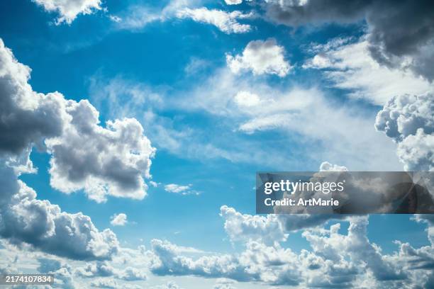 clouds in blue sky - perfect cloud sky stock pictures, royalty-free photos & images