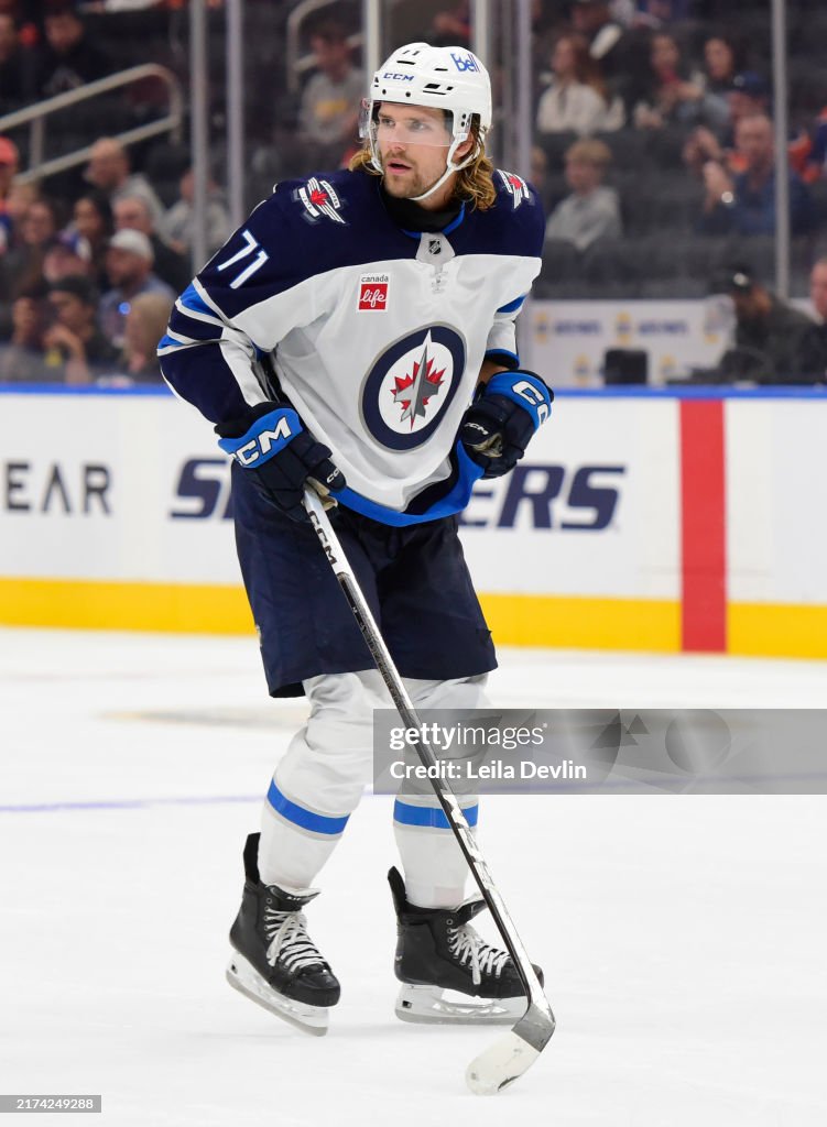 Winnipeg Jets v Edmonton Oilers