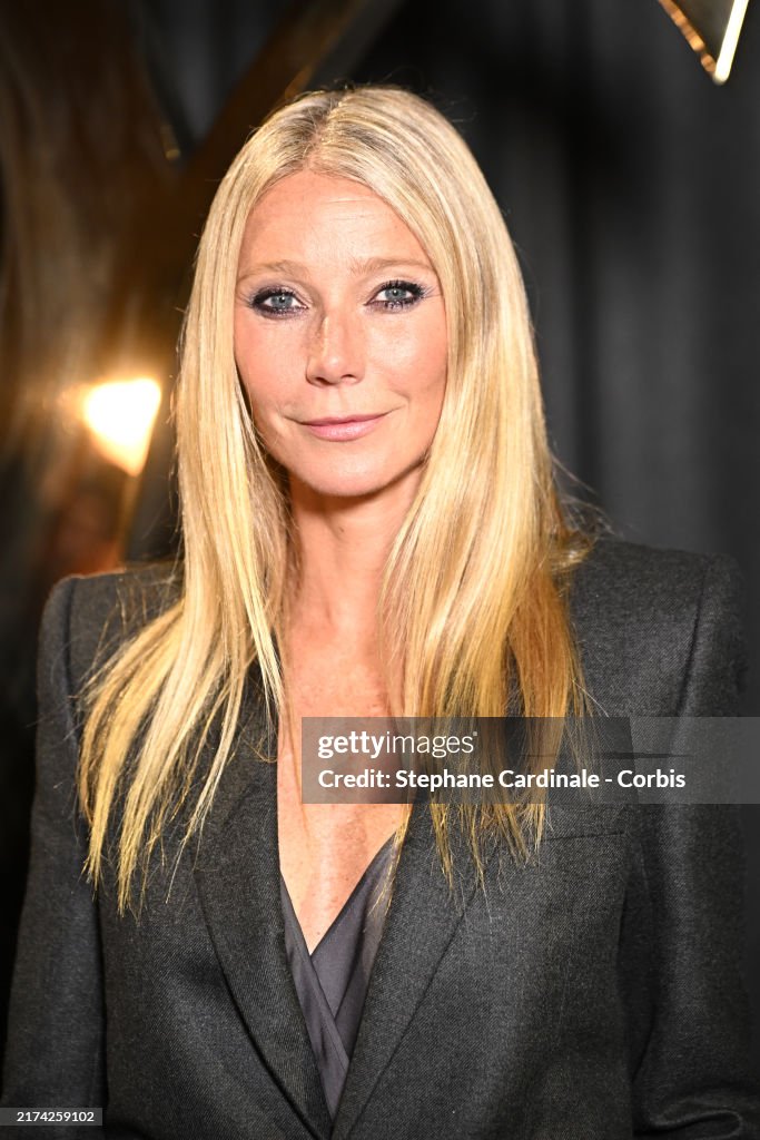 Saint Laurent: Photocall - Paris Fashion Week - Womenswear Spring-Summer 2025