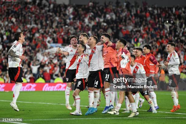 Ignacio Fernández of River Plate and teammates celebrate after winning the Copa CONMEBOL Libertadores 2024 Quarterfinal second leg match between...