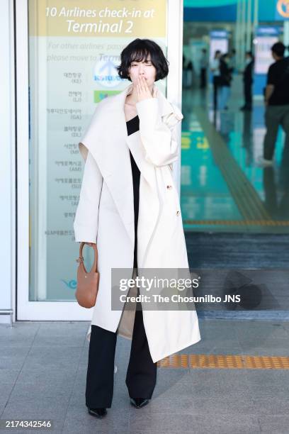 Actress Nana Debuts Natural Lip Look After 'The Scandal' Apology Actress Nana Debuts Natural Lip Look After 'The Scandal' Apology