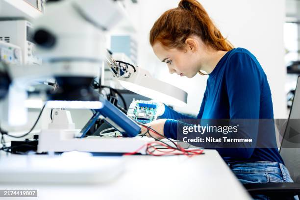 fostering creativity and developing problem-solving skills through engineering learning and education is a creative field that encourages out-of-the-box thinking. - college students computer lab stock pictures, royalty-free photos & images