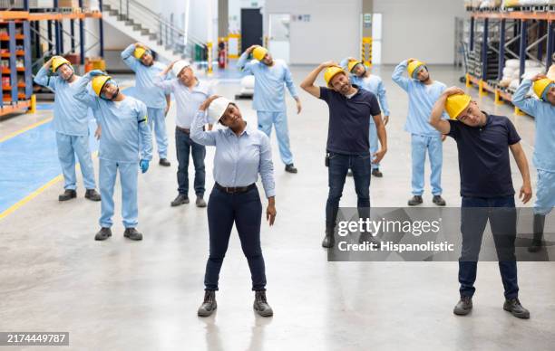 Basic Factory Exercise 3,974 Employee Exercise Stock Photos, High-Res Pictures, and Images ...