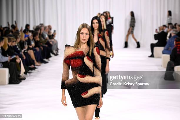 Models walk the runway during the Balmain Womenswear Spring-Summer 2025 show as part of Paris Fashion Week on September 25, 2024 in Paris, France.