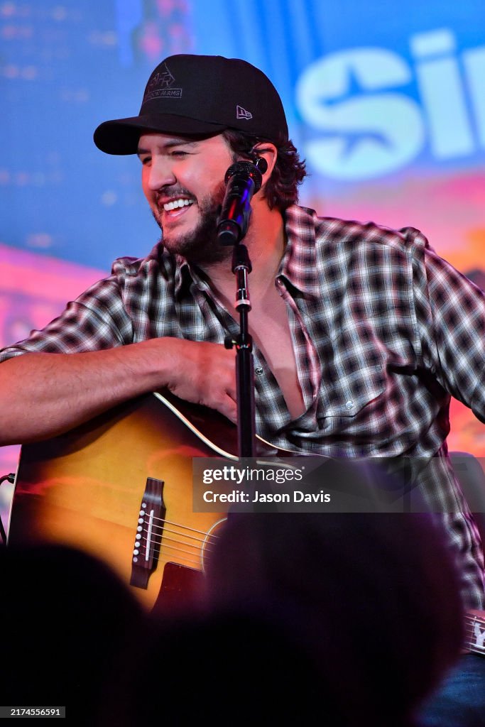 Luke Bryan Visits SiriusXM Nashville