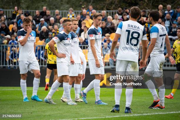 Skra players during the game between Wieczysta Krakow and Skra Czestochowa in Krakow, Poland, on September 28, 2024. Betclic 2 Liga, Polish football...
