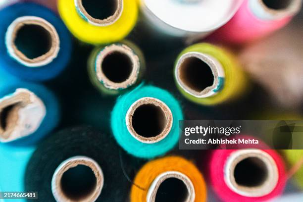 sewing threads - thread pattern stock pictures, royalty-free photos & images