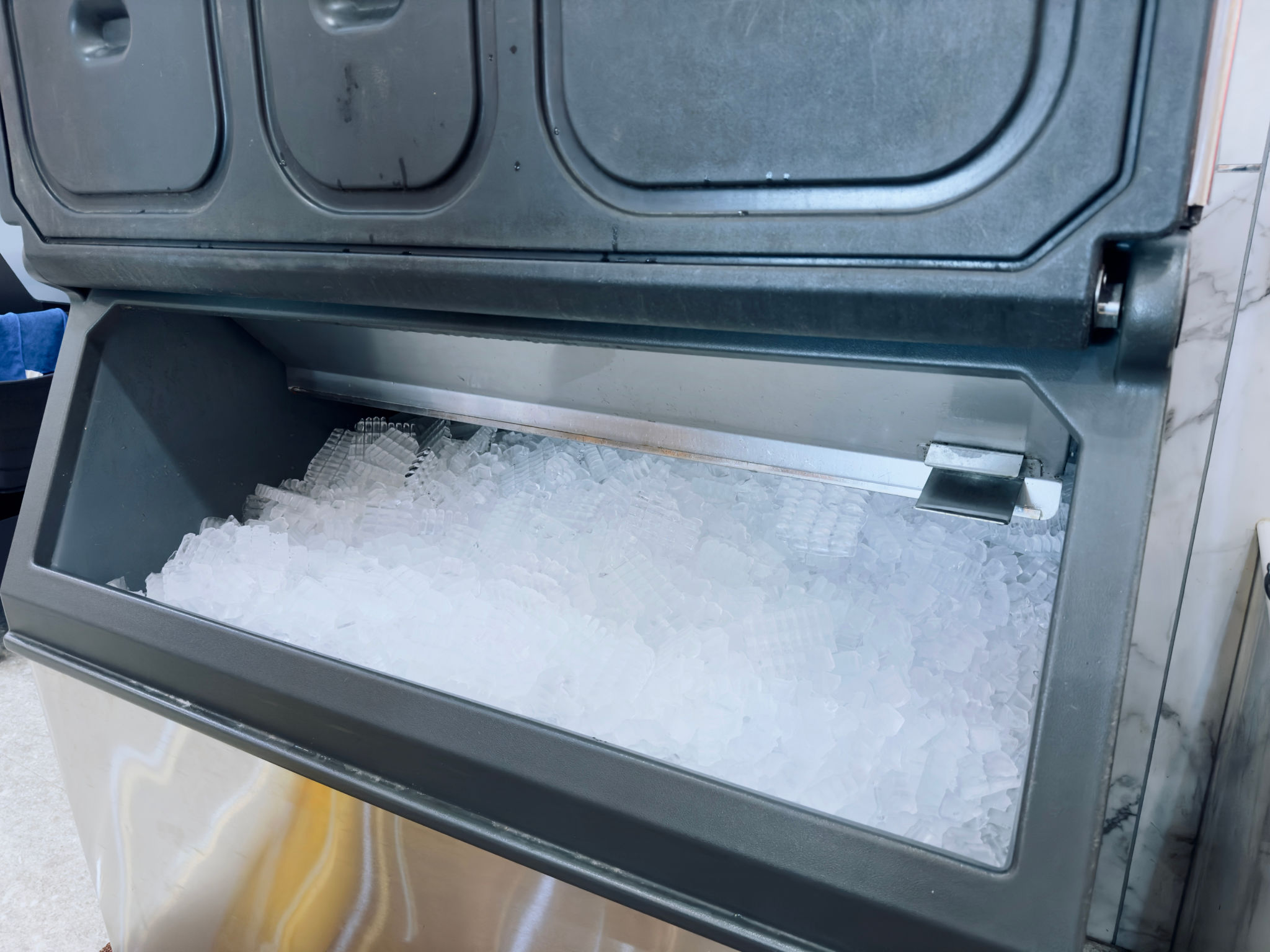 ice machine