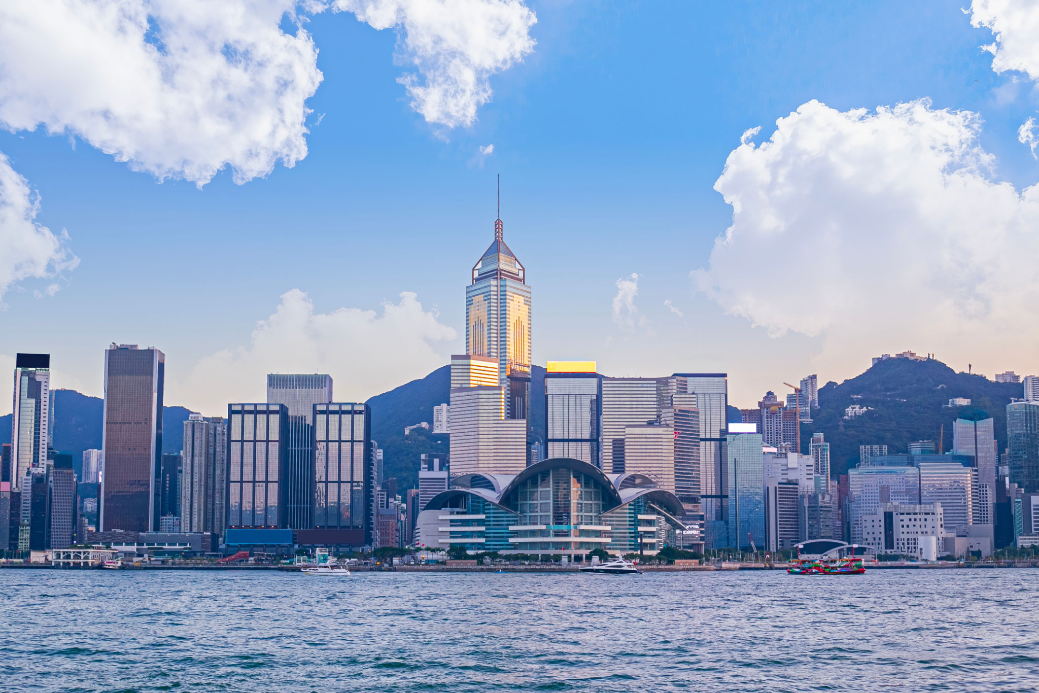 hong kong skyline tech
