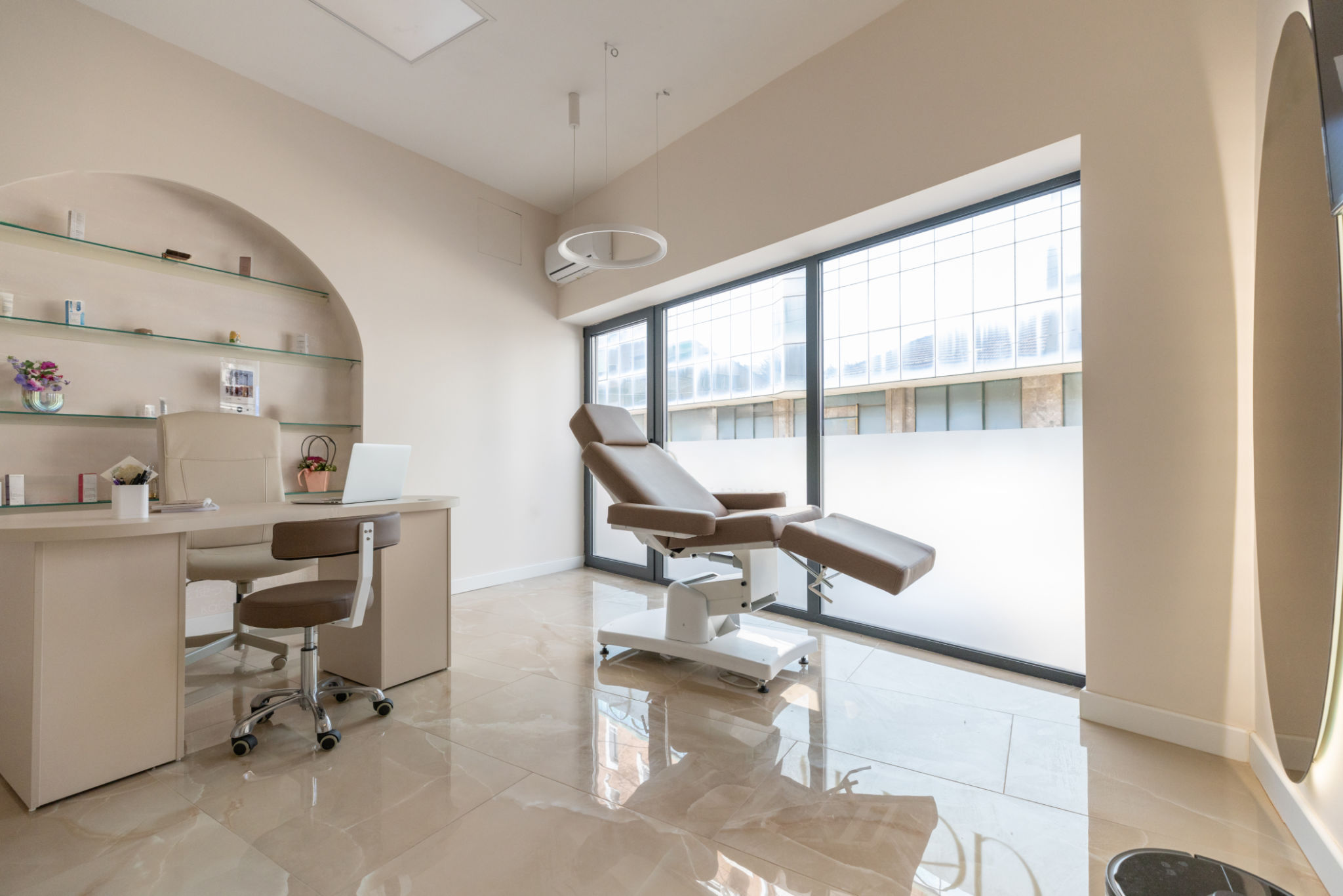 aesthetic clinic